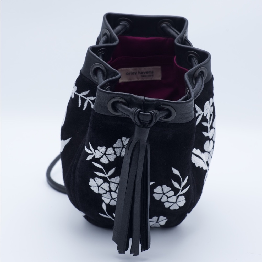Suede handbag - Picture 3 of 7